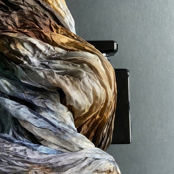 Meet your Posher, V - Picture 1 of 1